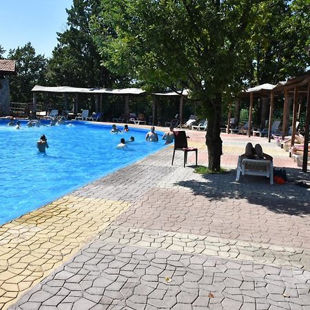 Hotel Etno Centar Balasevic Boljevac ภายนอก รูปภาพ