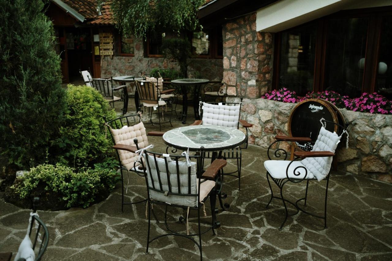 Hotel Etno Centar Balasevic Boljevac ภายนอก รูปภาพ