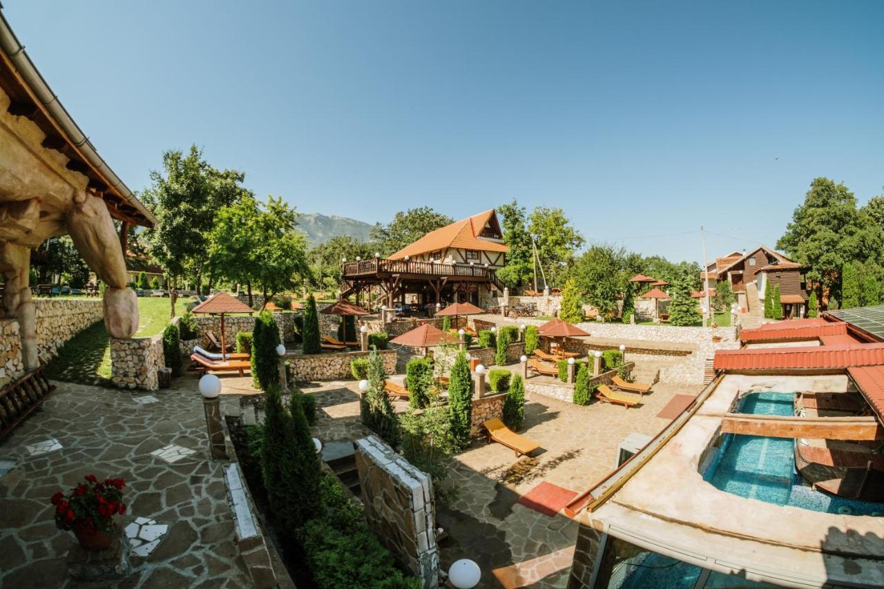 Hotel Etno Centar Balasevic Boljevac ภายนอก รูปภาพ