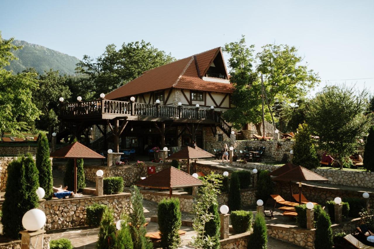 Hotel Etno Centar Balasevic Boljevac ภายนอก รูปภาพ