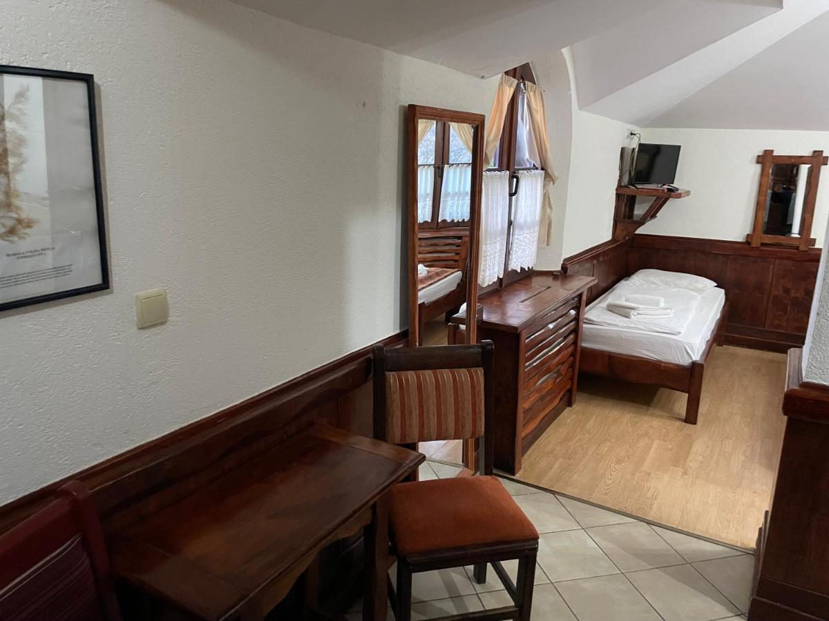 Hotel Etno Centar Balasevic Boljevac ภายนอก รูปภาพ