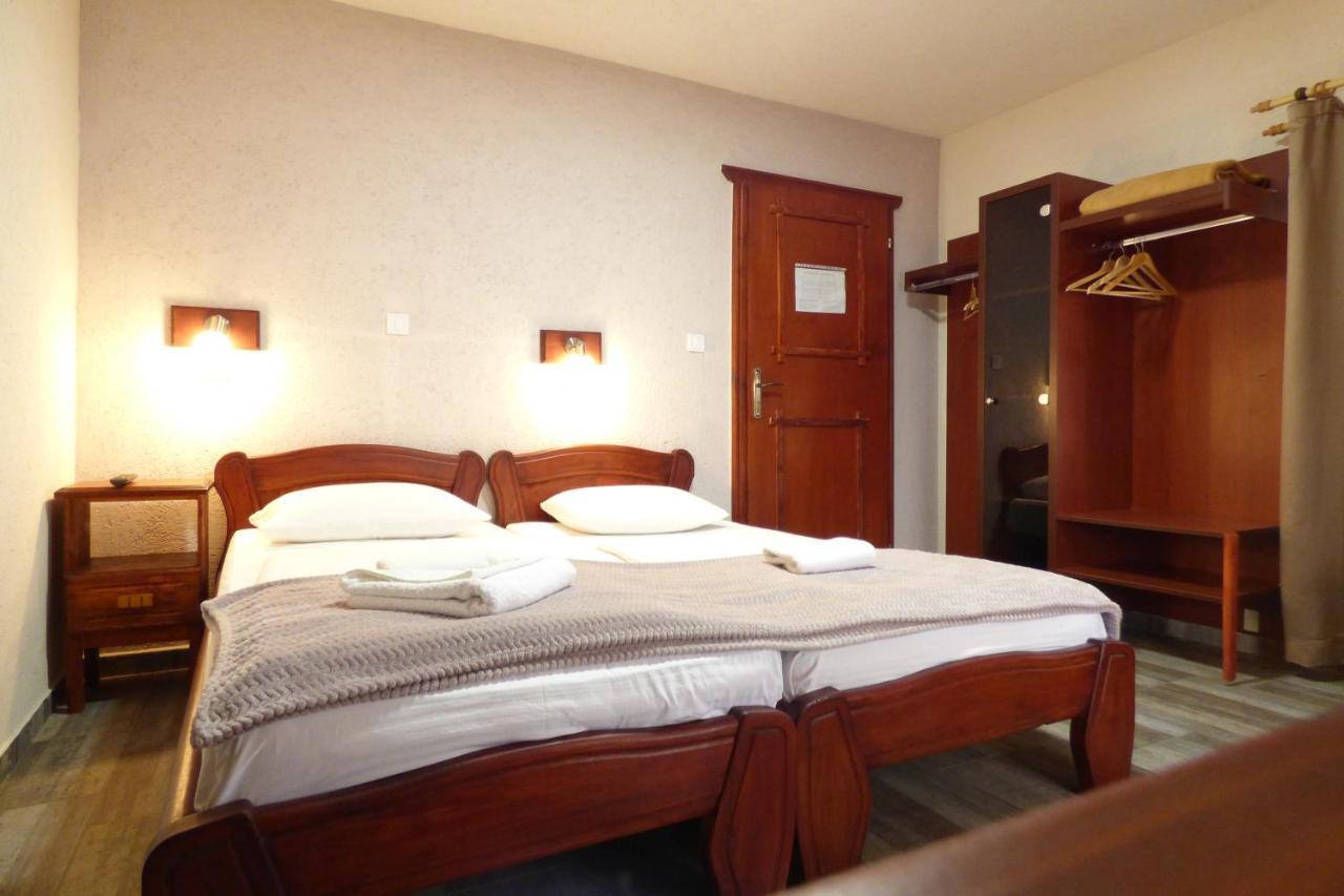 Hotel Etno Centar Balasevic Boljevac ภายนอก รูปภาพ