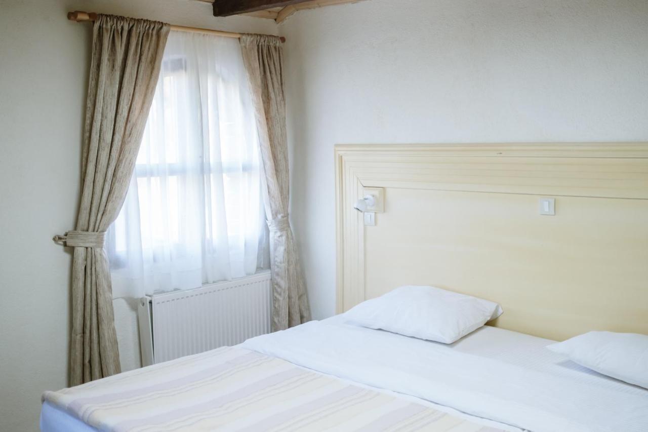 Hotel Etno Centar Balasevic Boljevac ภายนอก รูปภาพ